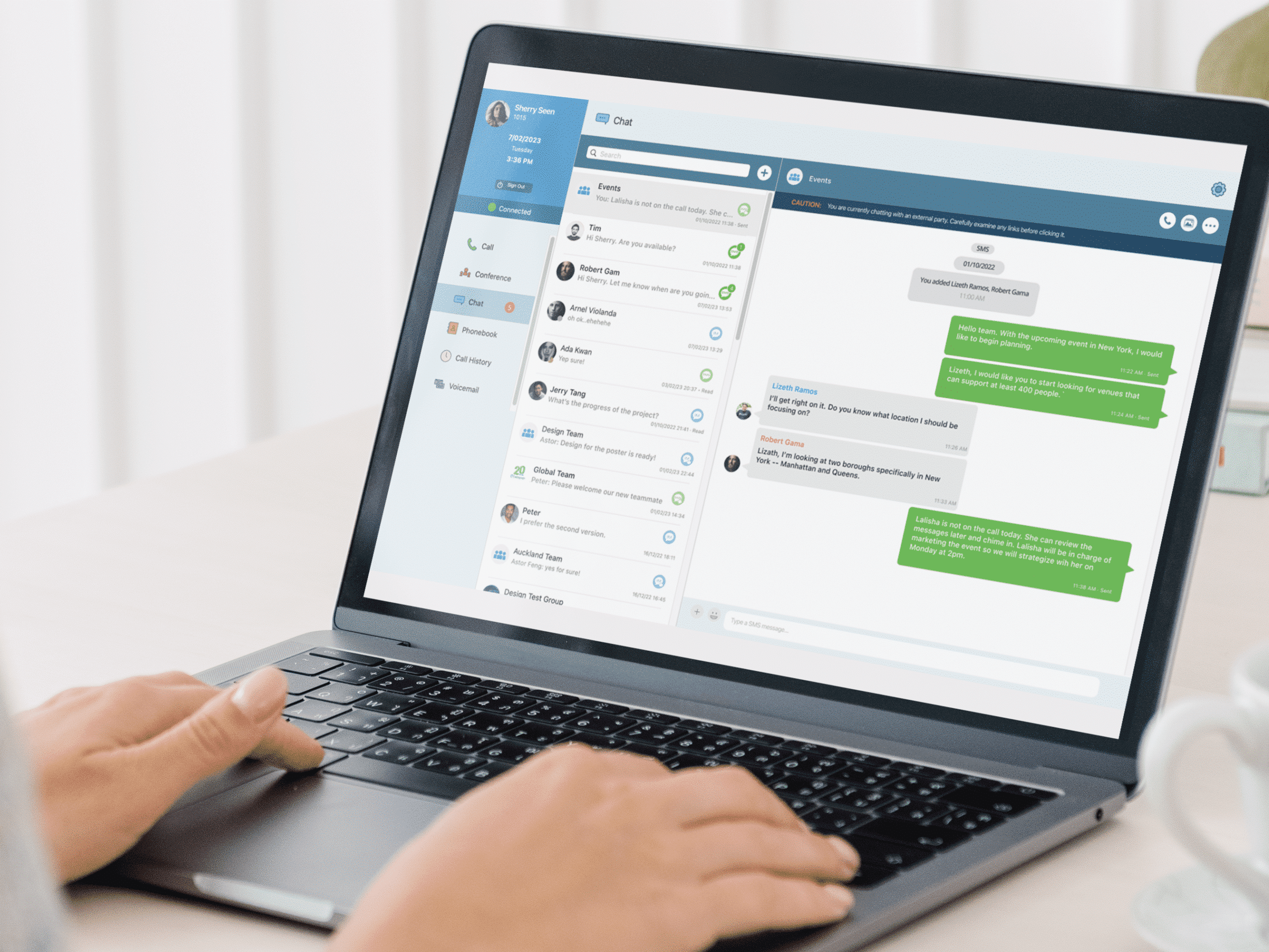 Enterprise Messaging & Chat Systems